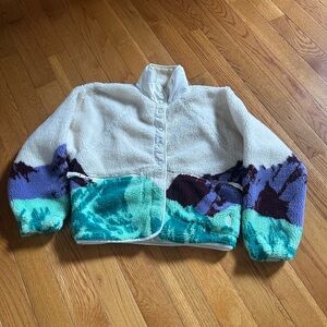 Free People Movement Hits the Slopes Printed Sherpa Jacket
NWOT